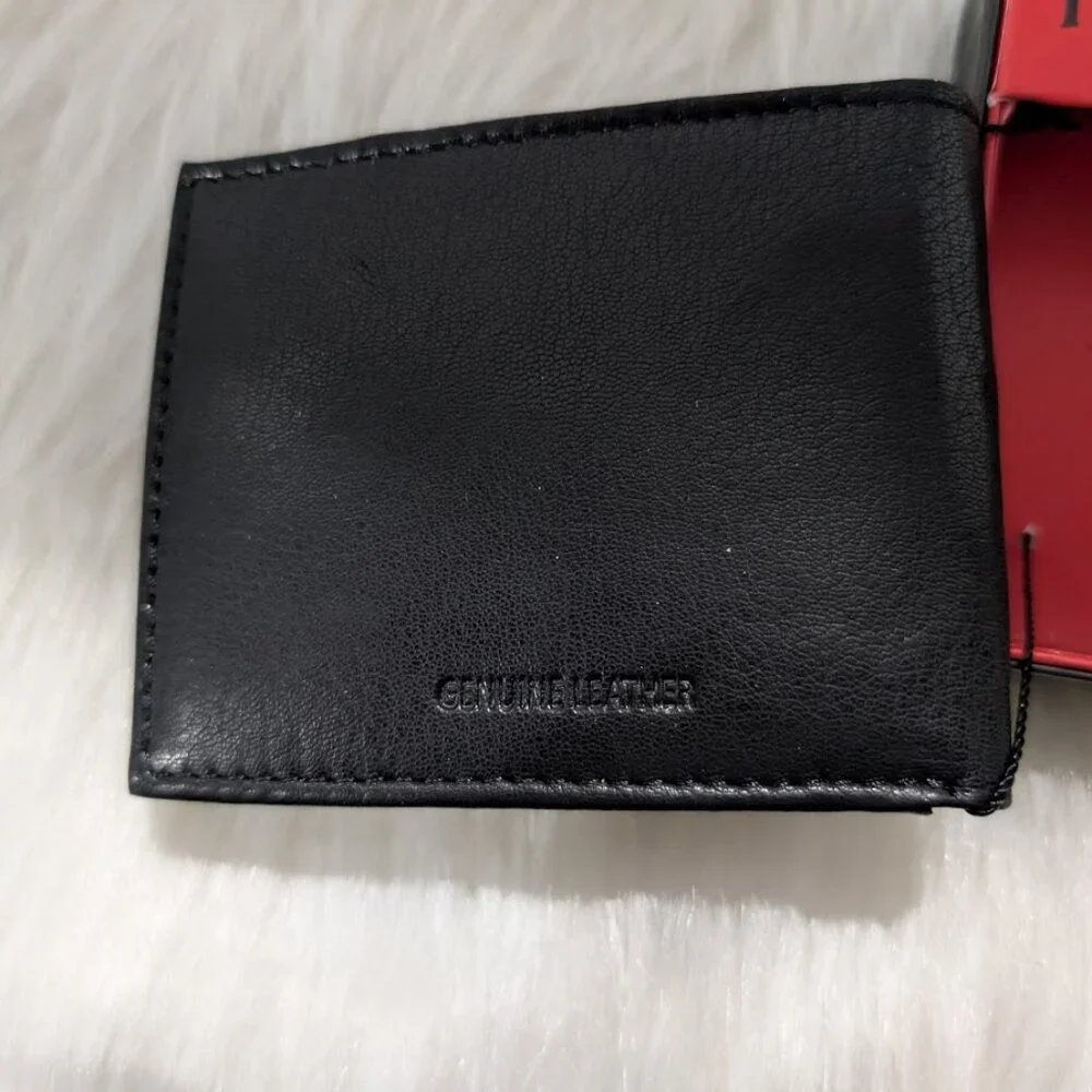 NWT Men's Black True Religion Leather Wallet